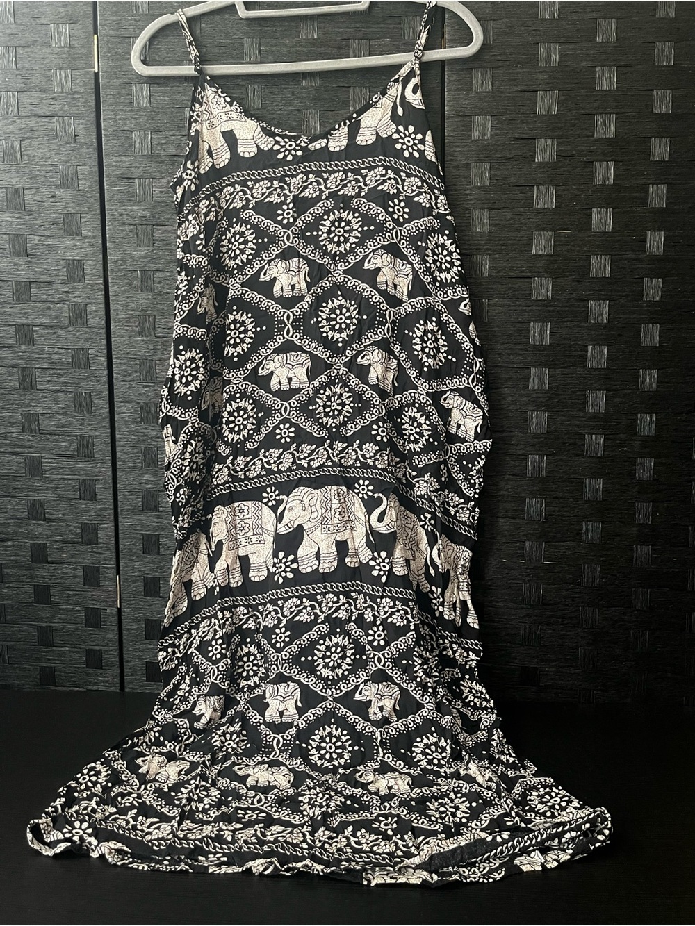 Zanzea Collection Black & White Elephant Print Maxi Dress Size Medium